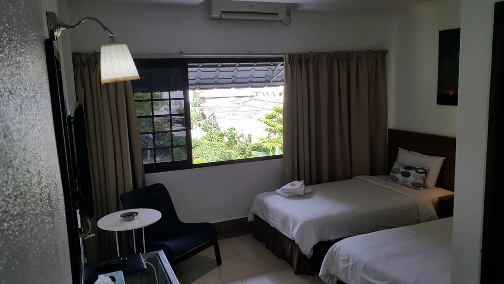 Dynasty Inn Kota Bharu Buitenkant foto